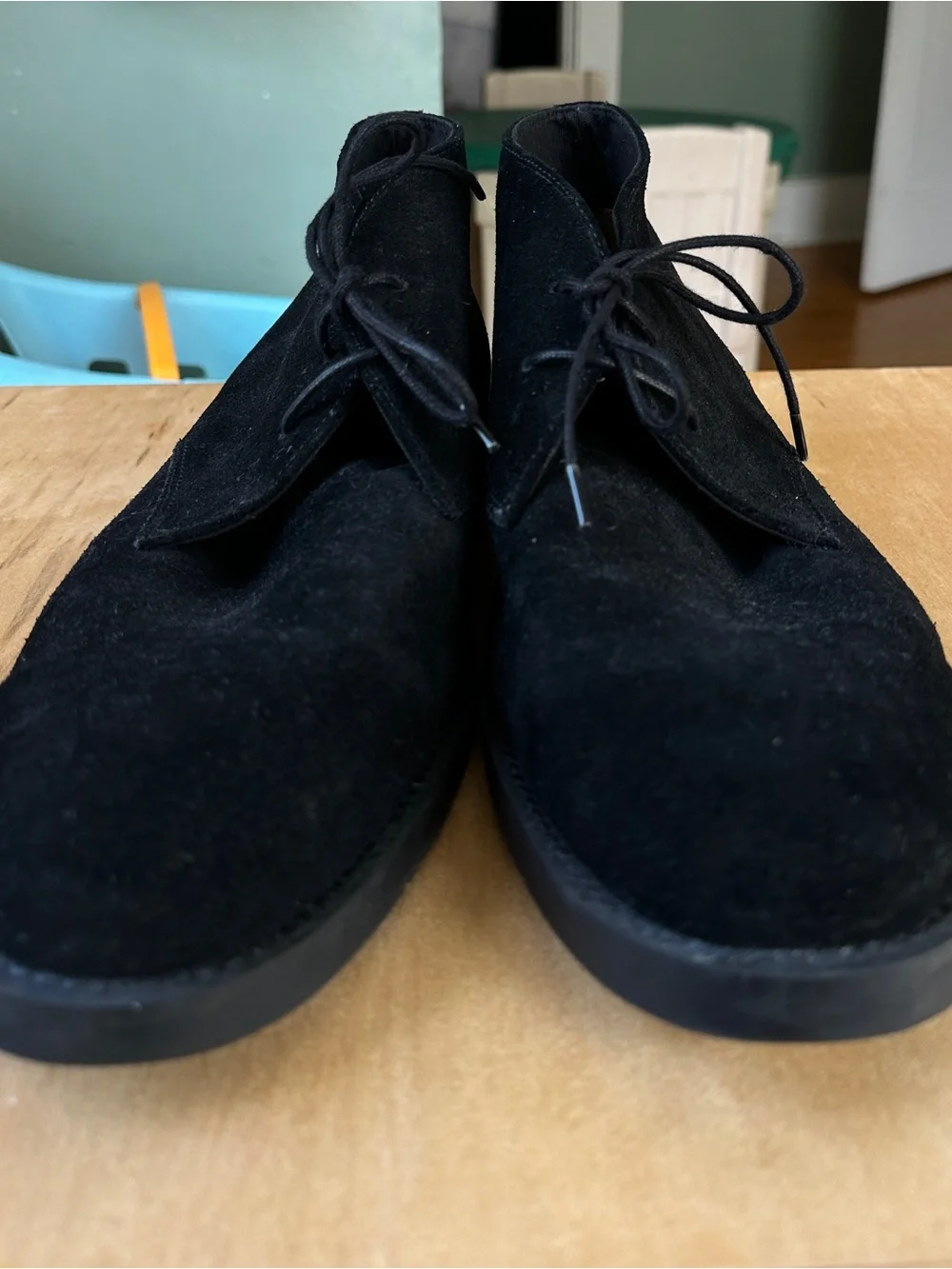 Banana Republic Men’s Black Suede Lace-Up Chukka Boots Size 10